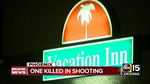 Man dies after shooting at hotel near I-17 and Thomas Road