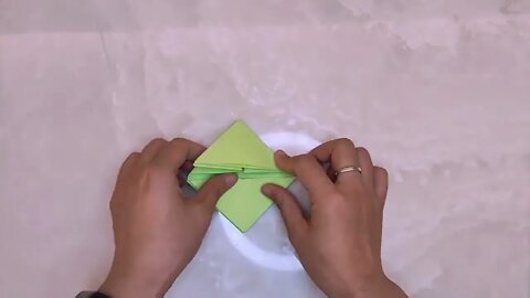 Interesting Origami Frog