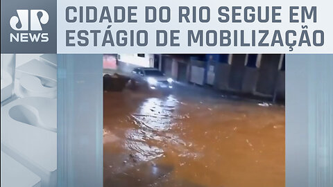 Chuva provoca deslizamento de terra na favela da Rocinha, na Zona Sul