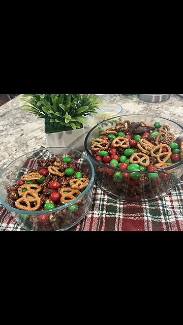 Favorite Easy Holiday Treat !