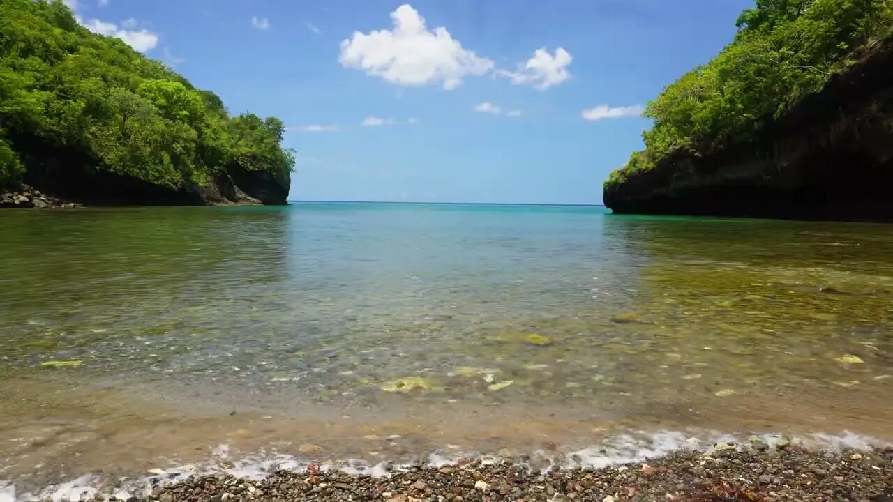 Calm and clear ocean waves on a beautiful day at a secluded bay - Ocean waves sounds - Nature ASMR