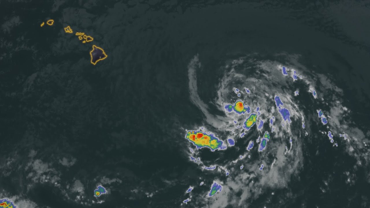 Hurricane Hone moves south of Hawaii's Big Island as Category 1 storm