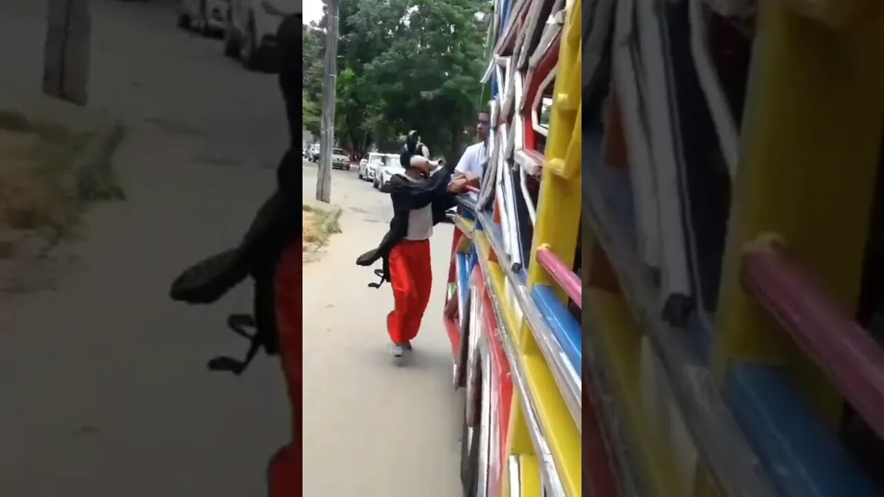 PASSINHOS DO FOFÃO E MICKEY MOUSE DANÇANDO NA CARRETA DA ALEGRIA TRIPLO X, LIKE