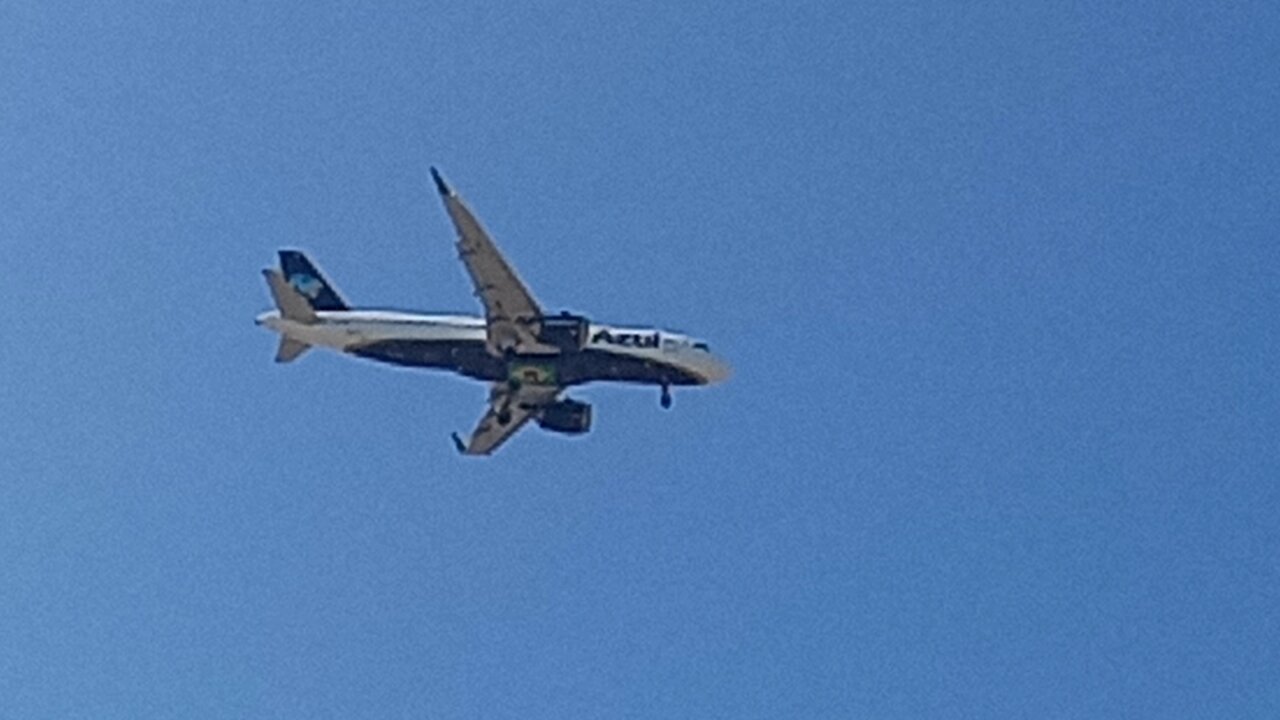 Airbus A320NEO PR-YRK coming from Recife to Fortaleza