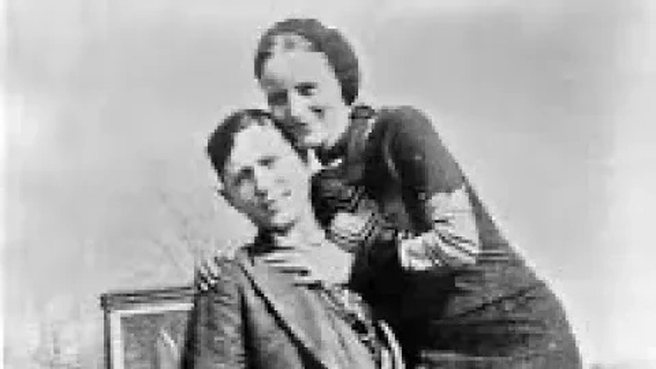 Legendary Couple- Bonnie & Clyde