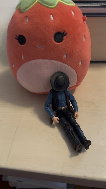 Clay found the perfect pillow for a nap