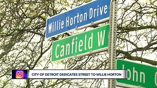 Willie Horton honored with street name in Detroit, Red Wings surprise DPS students with bikes