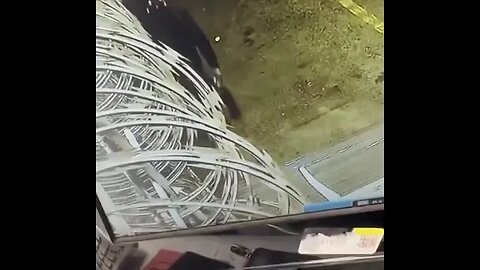 Los Angeles: 7th & Hill, Failed robbery attempt. part 2