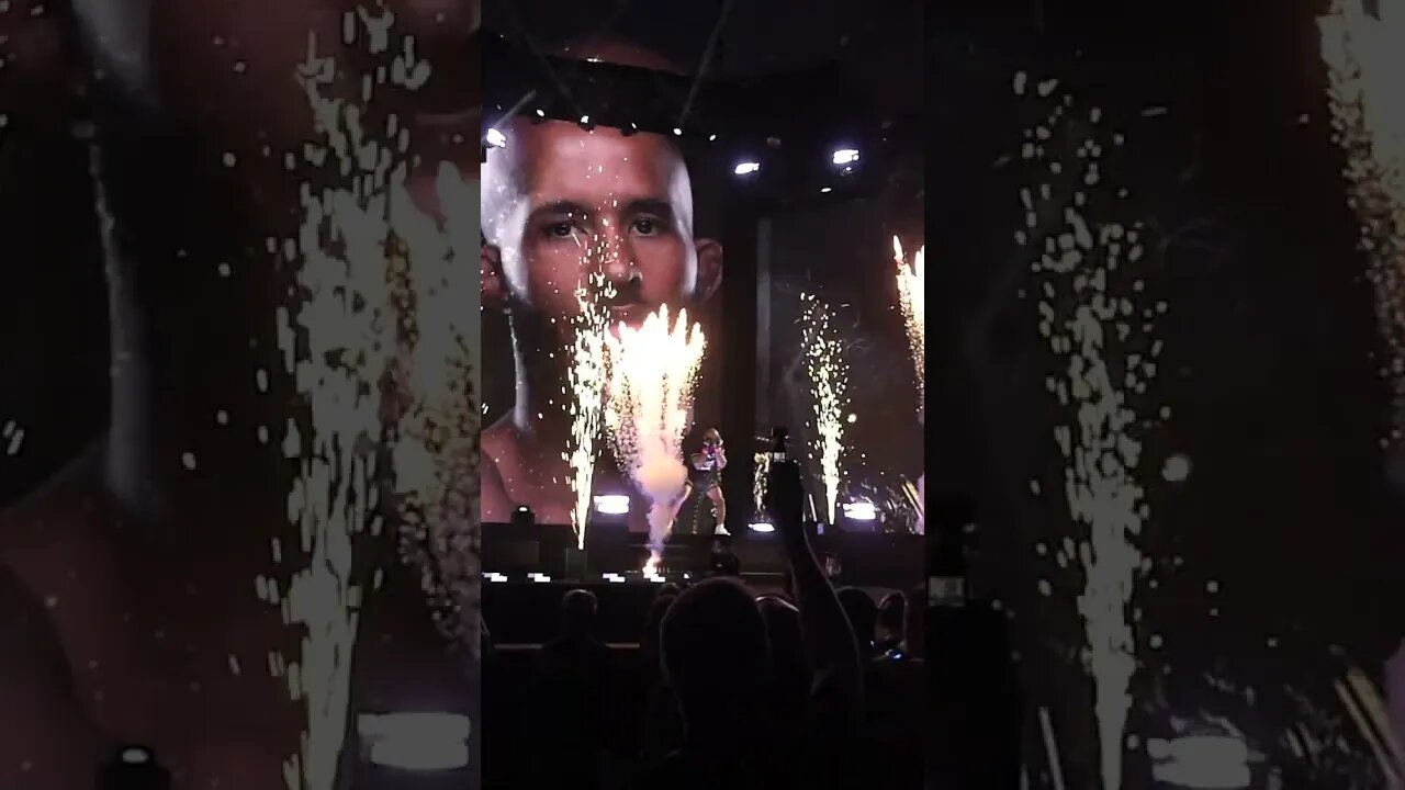 Demetrious Johnson Walk Out At #onefightnight10
