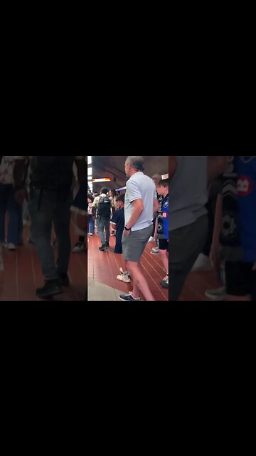 Rush hour after work #viralvideo #montreal #publictransport #traintravel