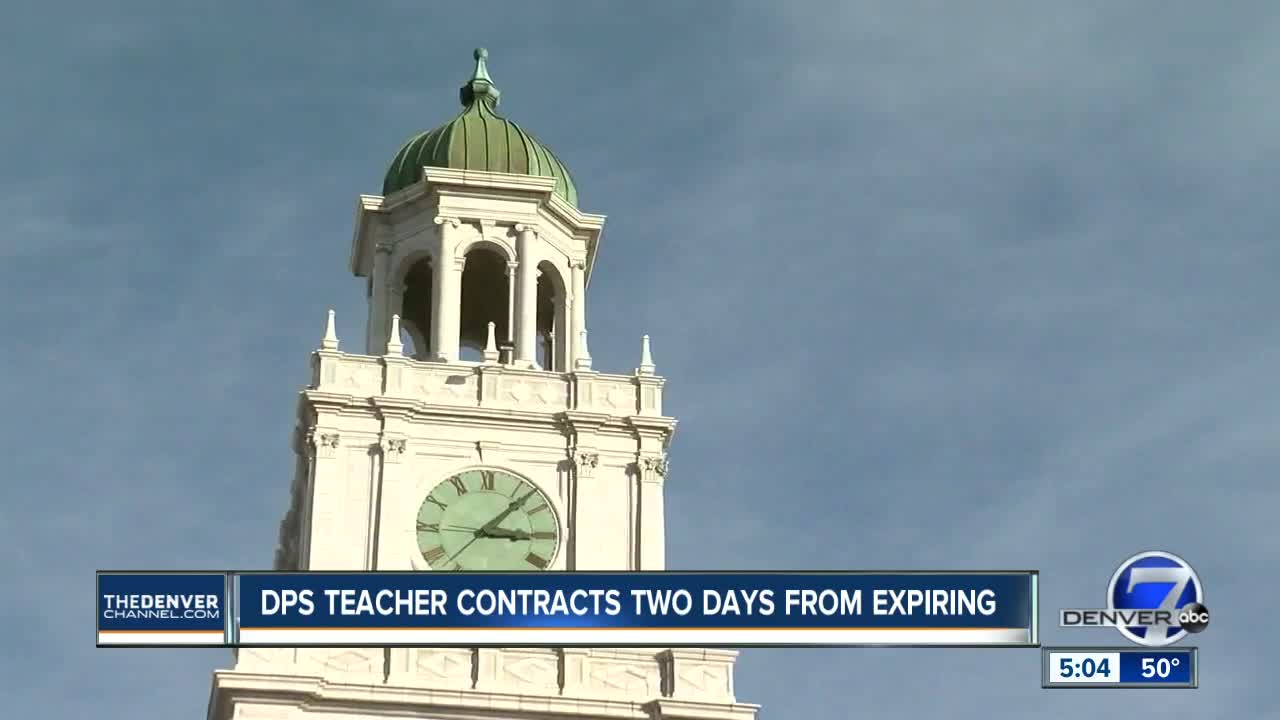 DPS teacher contracts 2 days away from expiring