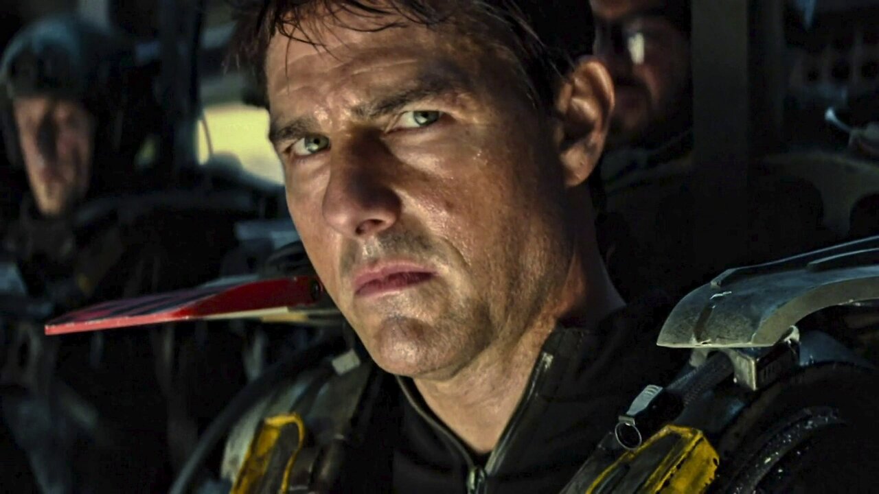 Edge of Tomorrow (2014) | Dead Guy in it