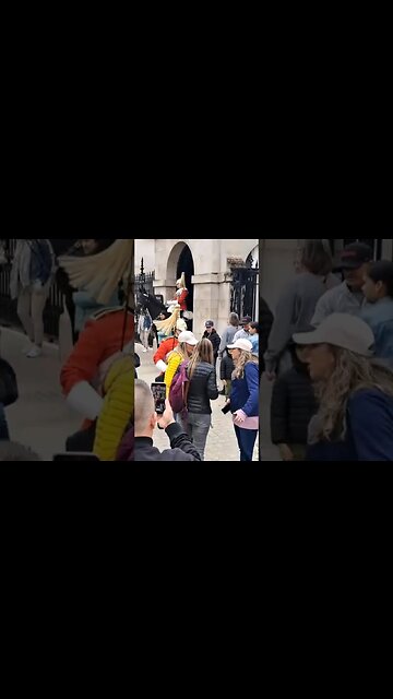 The guard is coming make way they jump #horseguardsparade