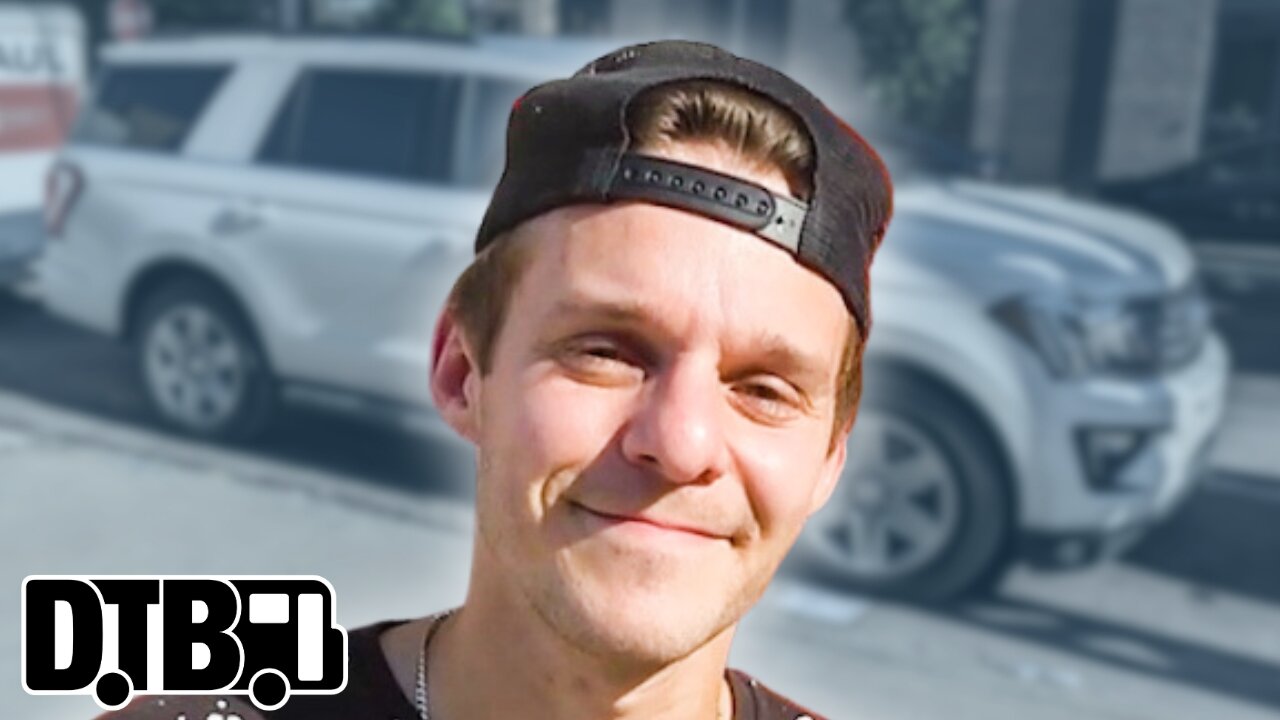 Makeout - BUS INVADERS Ep. 1810