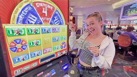 She Put $200 Into A Slot At The California Casino Las Vegas! 😜