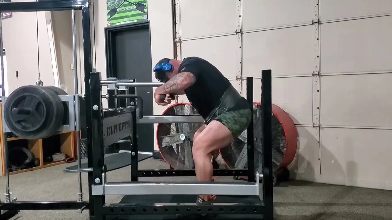 Tempo Squats - Why they benefit everyone regardless of goals.
