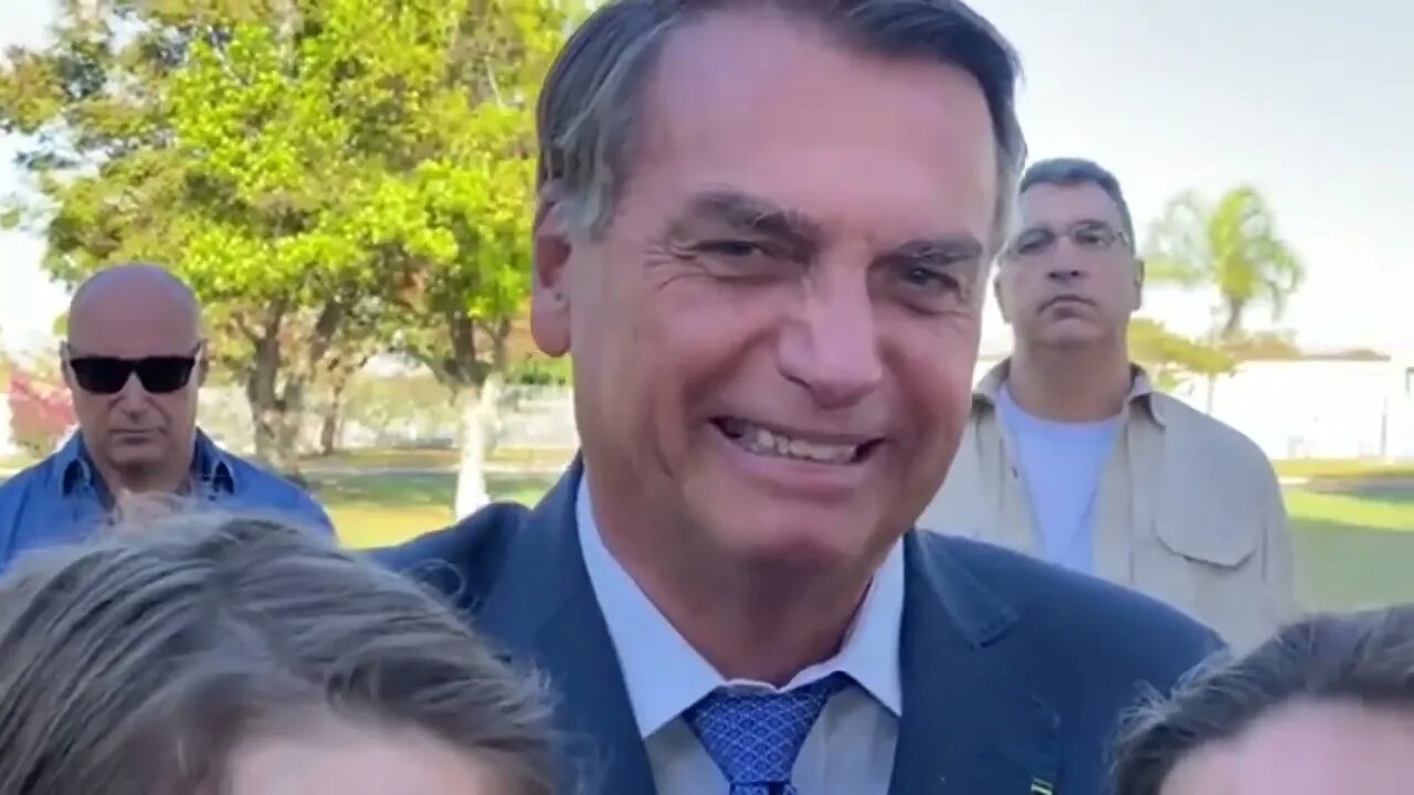 Bolsonaro fala sobre Roubo de sua Moto, Pedágio, Agenda e mais