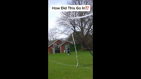 Rate This IMPOSSIBLE GOAL 1-10😱😱 (How Did This Go In⁉️🤯🤔)