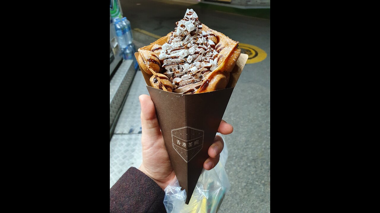 Hong kong waffle in Hong-dae, Seoul