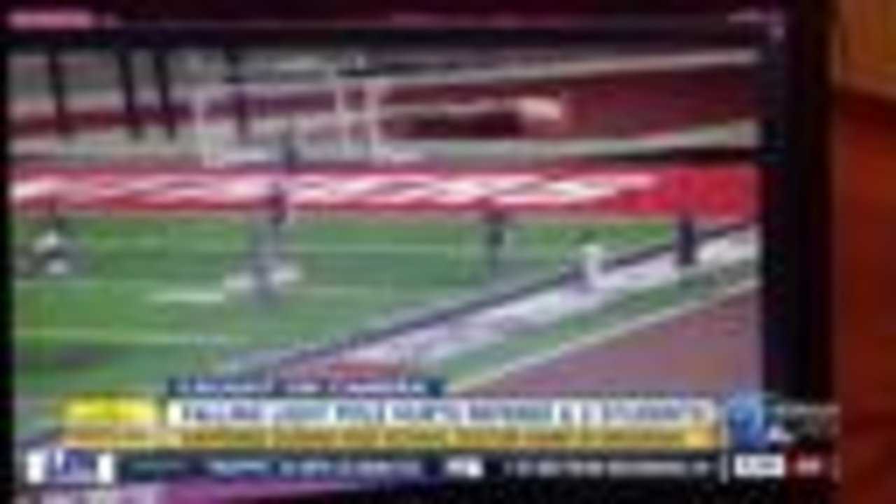 Falling light pole hurts referee and two students in Arkansas