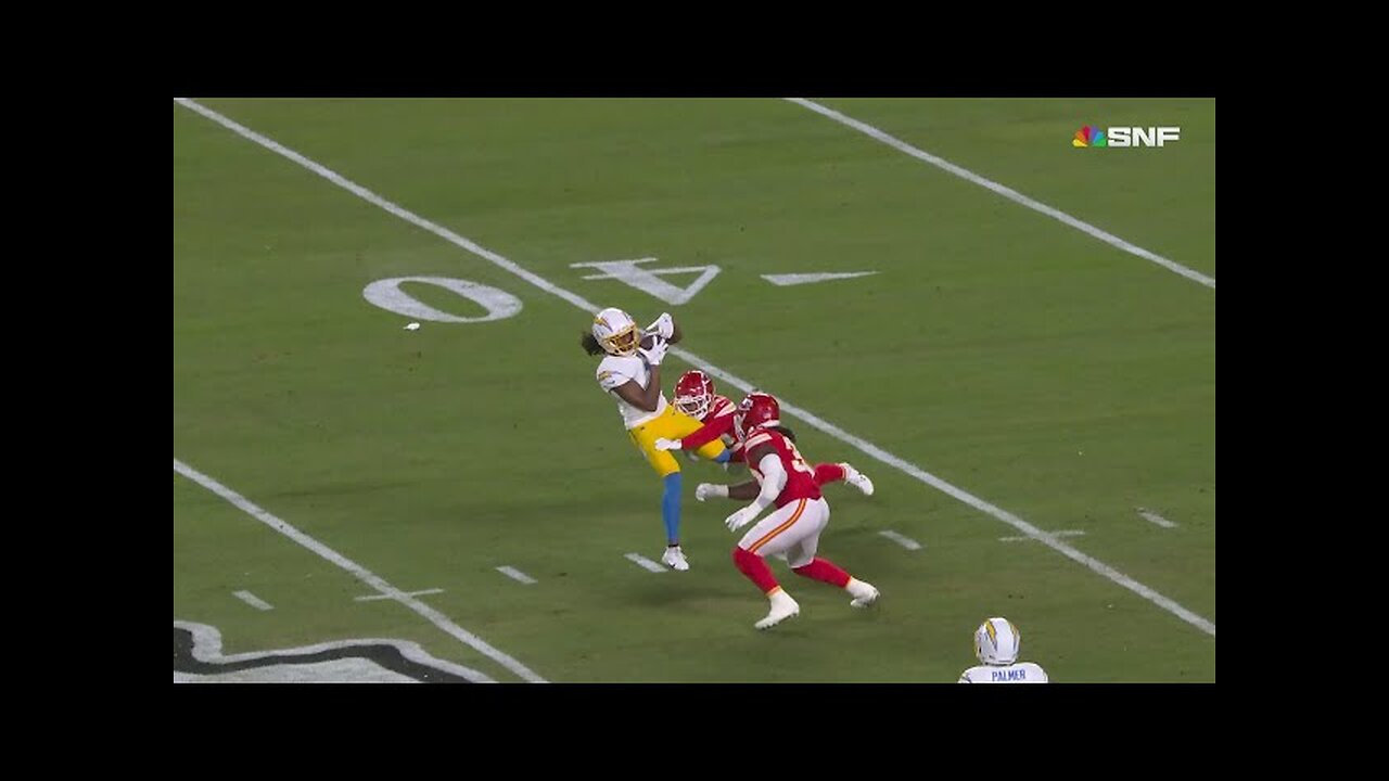 Collinsworth in awe of Johnston's snag vs. KC: 'That's one of the best catches I've seen this year'