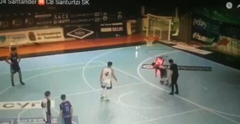 Spanish Basketball Player passes out days after getting the vaccine