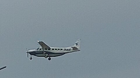 Cessna 208B Grand Caravan PR-MAU vindo de Coari para Manaus