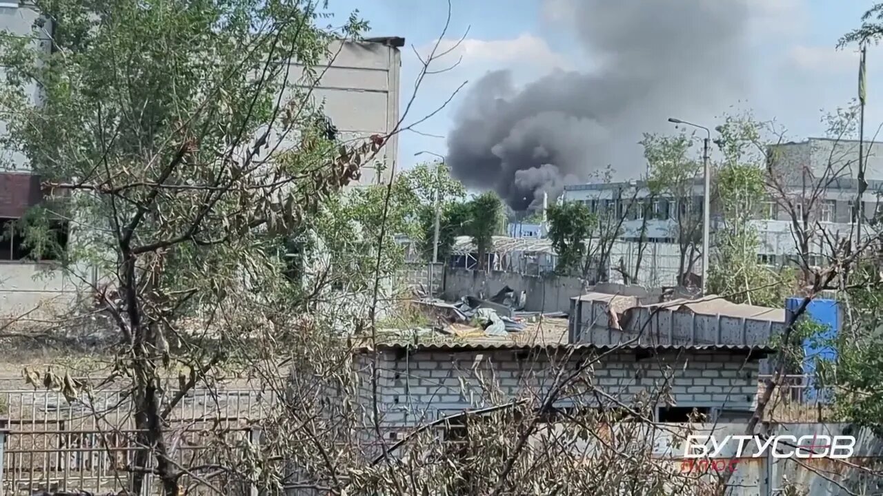 Ukraine Nazis hiding their ass from Russian forces.