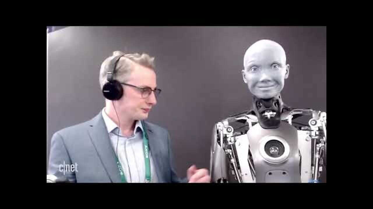 Meeting Ameca, the future of humanoid robots, was totally surreal