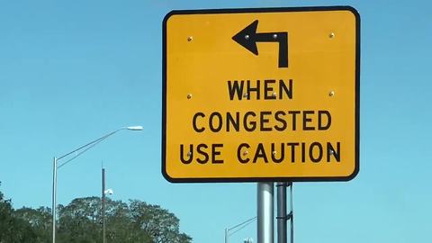 New traffic sign on US 19 draws criticism | Digital Short