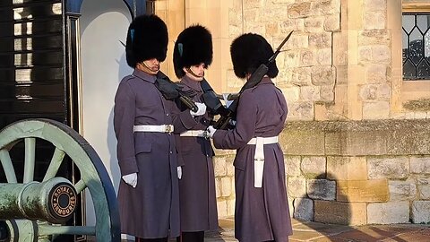 marching on the spot #toweroflondon