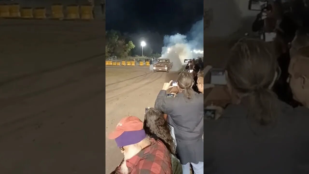 candy cane burnout #nonamenationals #ahra @BigBlock 402