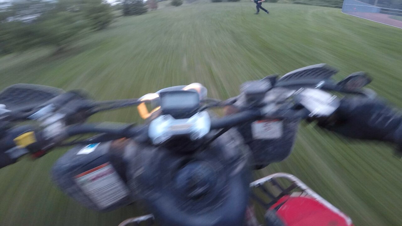 Police chase on Trx450r