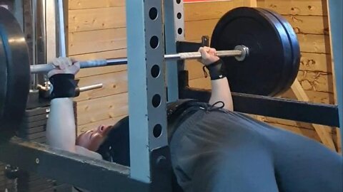105 Kgs x 4 BENCH PRESS NEW REP PR!