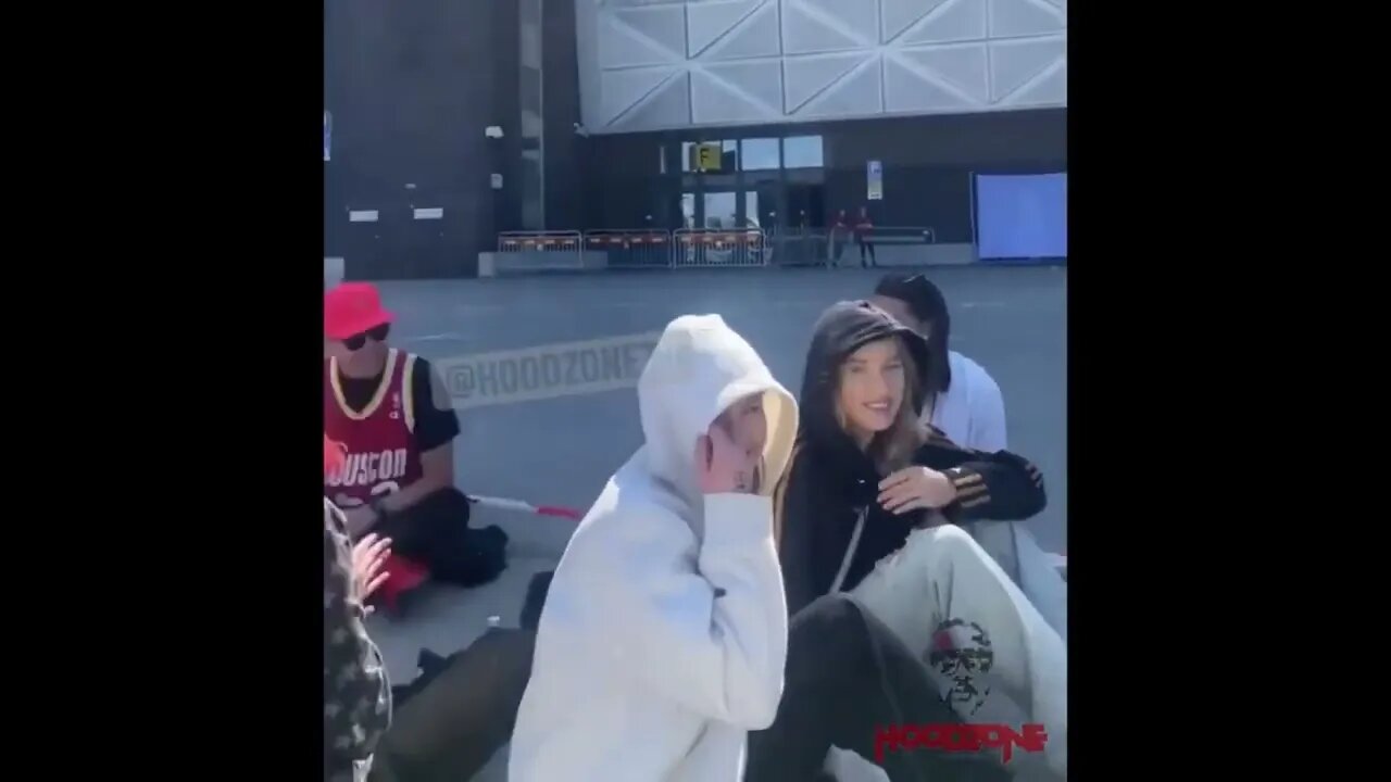 Beyoncé Hitman On Alert While She Passes Out T Shirts In The Trenches Of Toronto 1080p