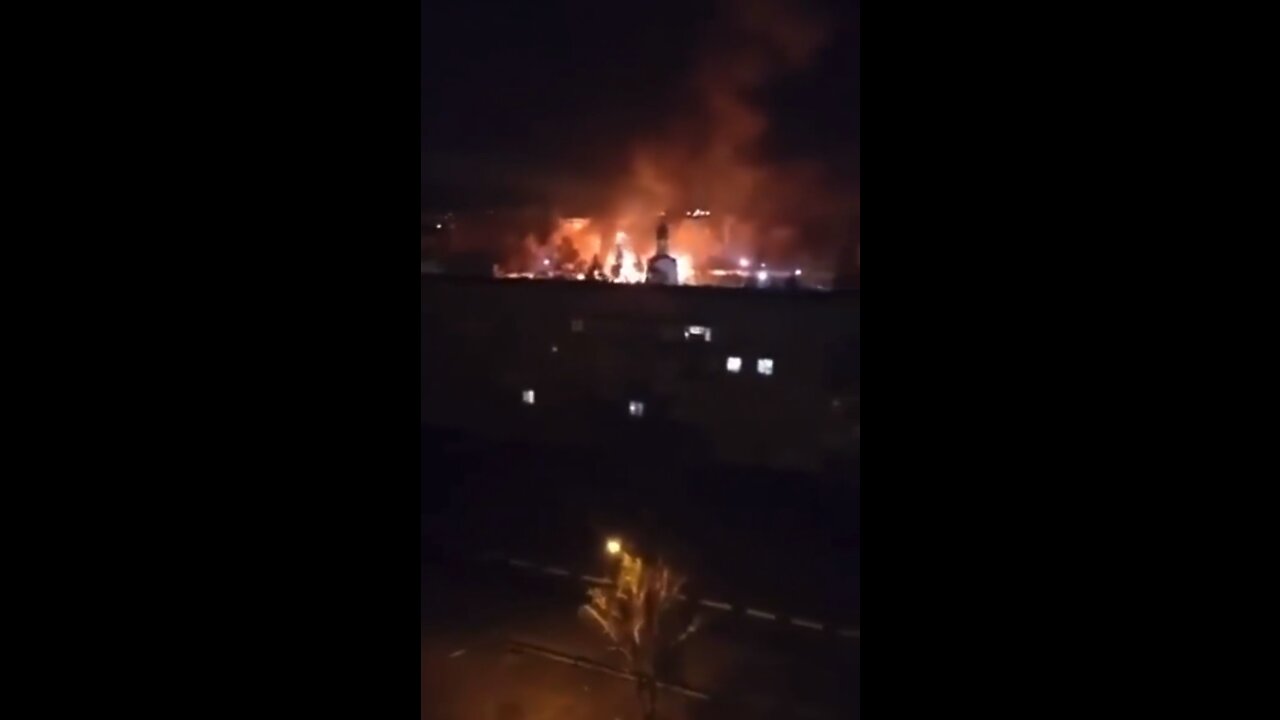 Intense fighting and buildings on fire in Sumy city, Ukraine.
