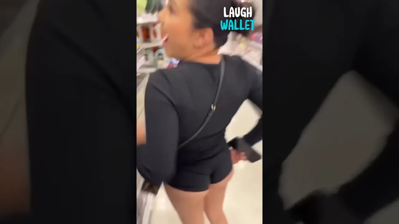 Nothing Wrong With Her Outfit! 😁