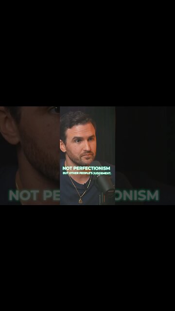 Procrastinating? Watch this! #procrastination #productivity @RobDialJr #podcastclips