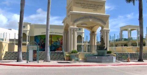 Companies to present proposals to redevelop Mizner Park Amphitheater