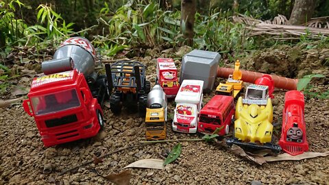 Mencari Mainan - Truk Molen, Palu Thor, Tamiya, Thomas, Eskavator