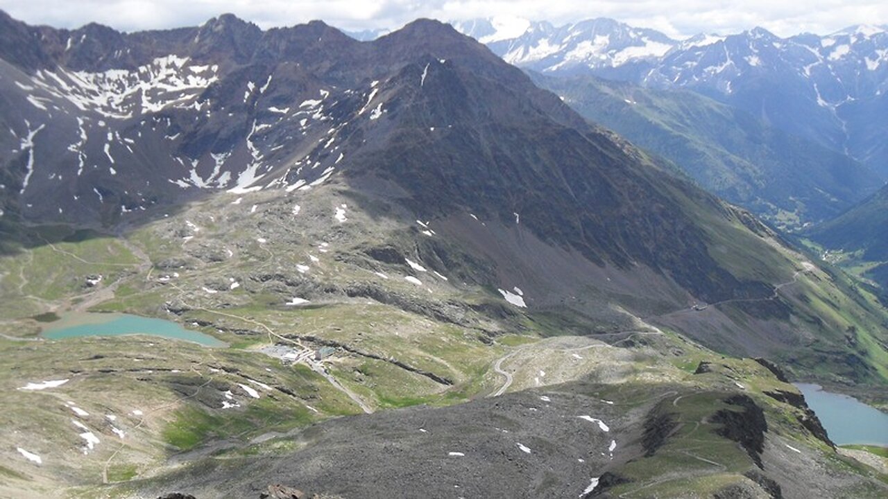 Gavia Pass – One Of The Gretest In The Alps