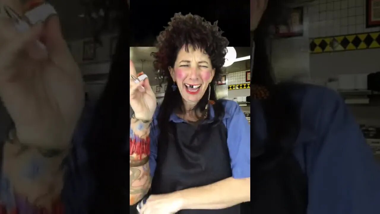 Waffle House Waitress Loves Texas Patty Melts #Shorts