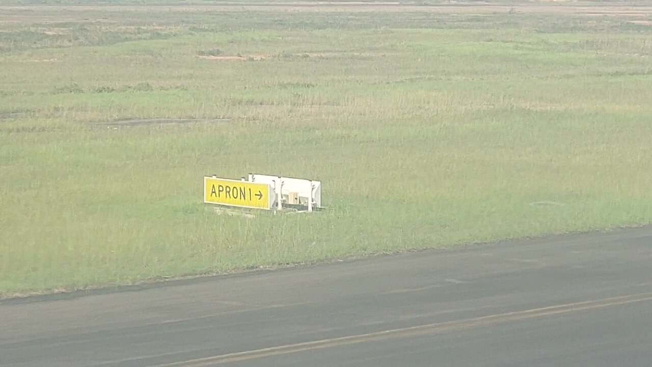 Airbus A320 PR-MHX no pushback antes de decolar de Manaus para Fortaleza