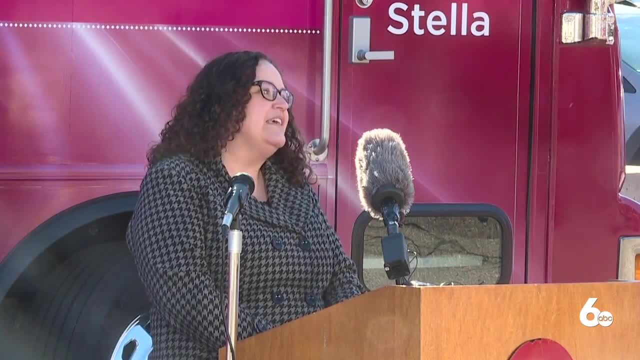 Stella the mammogram bus on a mission to screen more women