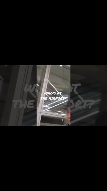 Who is That? Travel, Airport,Holiday