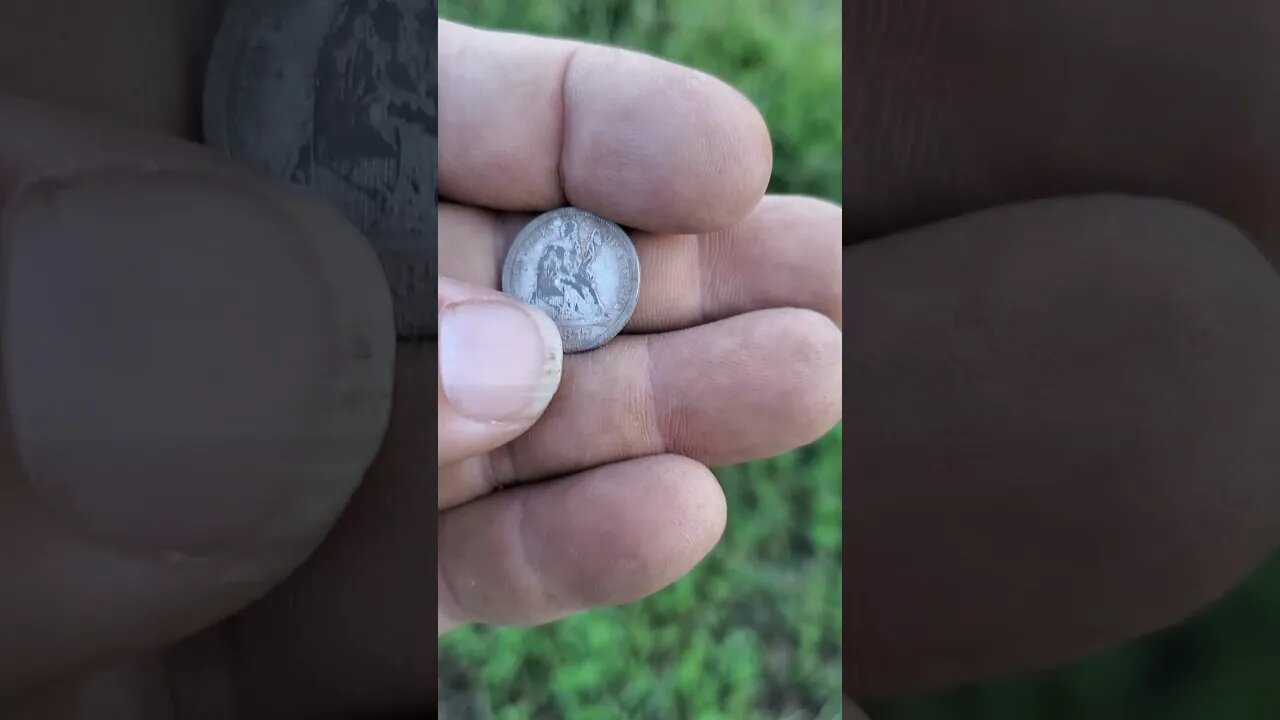 Seated!! #metaldetecting #buttons #coins #trending # #relic #civilwar #battlefield #walker #silver