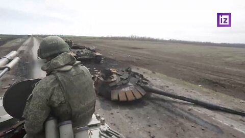 Tank crews of the Russian Armed Forces awarded for heroism and courage right at the front lines