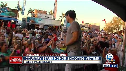 Country music stars honor Stoneman Douglas victims in West Palm Beach