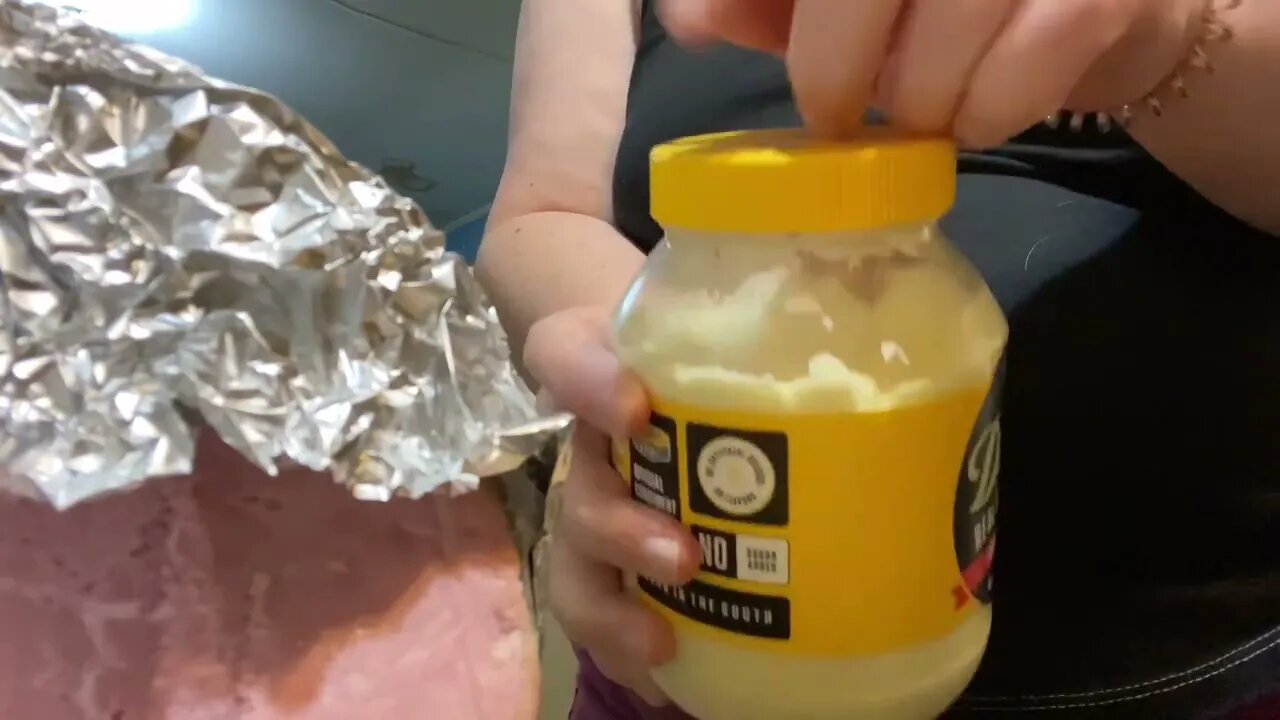 ASMR: Fixing My Mom and I Some Lunch