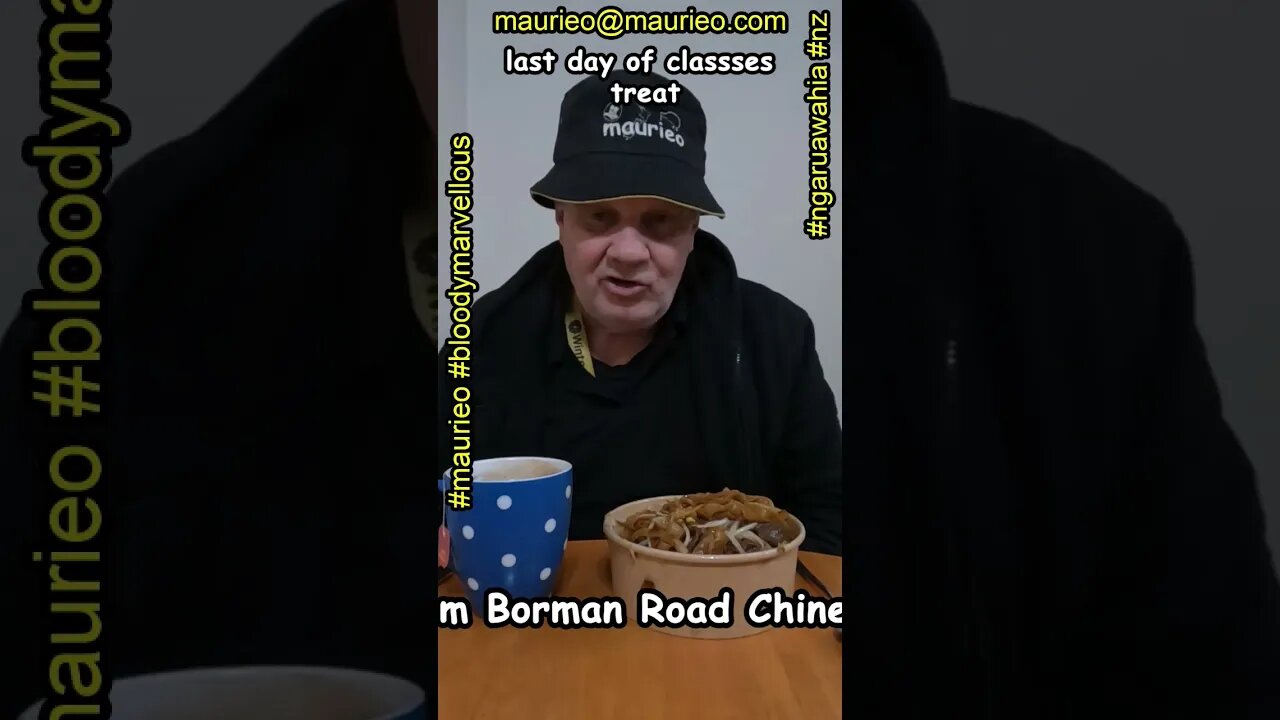 #maurieo #shorts CLASS END TREAT